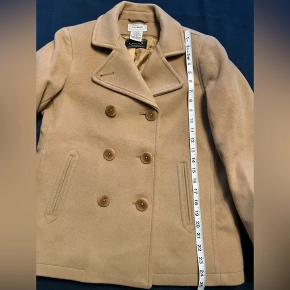 LL Bean Women's Classic Lambswool Peacoat Camel Size 4P- Like New! - Picture 10 of 15